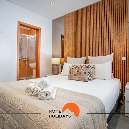 #094 Modern Flats & Great Location شقة