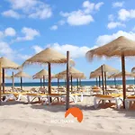 #094 Modern Flats With Pool Great Location Apartmán Albufeira