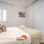 #094 Modern Flats With Pool Great Location Διαμέρισμα *